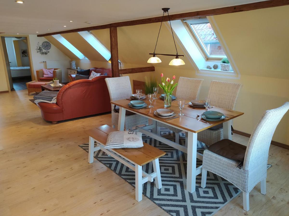 Ferienwohnung In Der Altstadt Von Хайлигенхафен Экстерьер фото